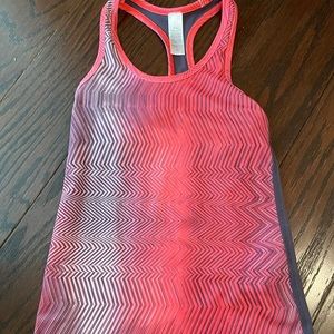 Ivivva tank size 8